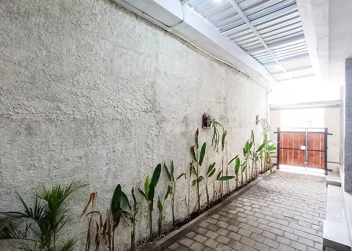Hotel Widi Near Gwk Mitra Reddoorz Jimbaran